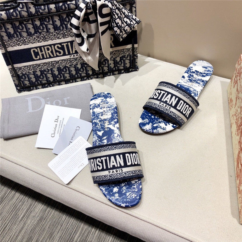 High Quality Luxury Dior Embroidered Sandals And Slippers product detail
