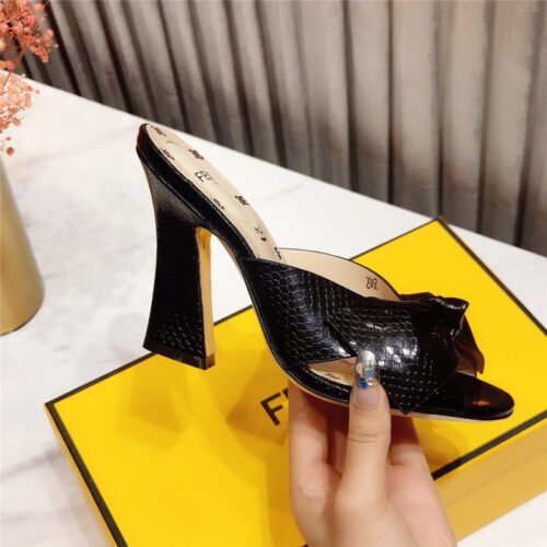 High Quality Luxury Fendi Block Heel Sandals – Style 94355 product detail