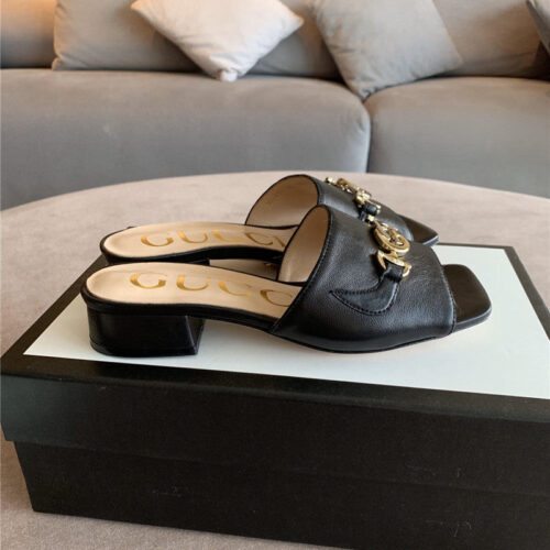 High Quality Luxury Gucci Sandals Zumi Calfskin Horsebit Detail Black product detail