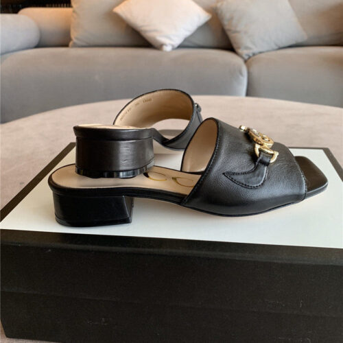 High Quality Luxury Gucci Sandals Zumi Calfskin Horsebit Detail Black alternate view