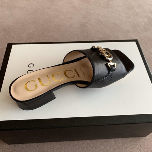 High Quality Luxury Gucci Sandals Zumi Calfskin Horsebit Detail Black product detail