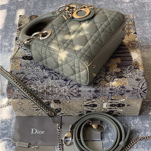 High Quality Luxury Dior Lady Bags – Style 25443 product detail