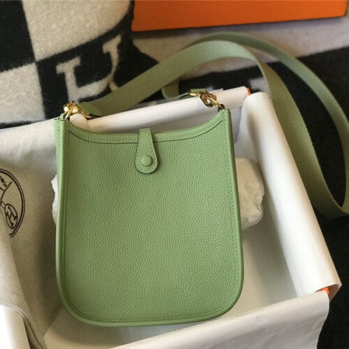 High Quality Luxury Hermes Evelyne 18 Bag alternate view