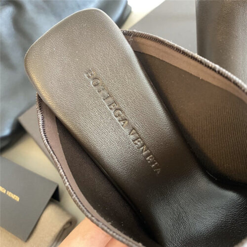 High Quality Luxury Bottega Veneta Flip Flop Mules Black product detail