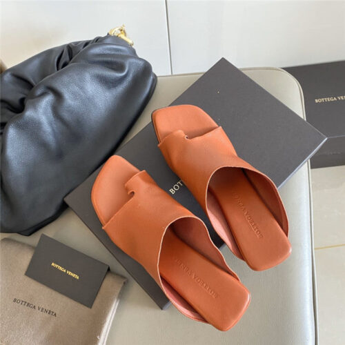 High Quality Luxury Bottega Veneta Flip Flop Mules product detail