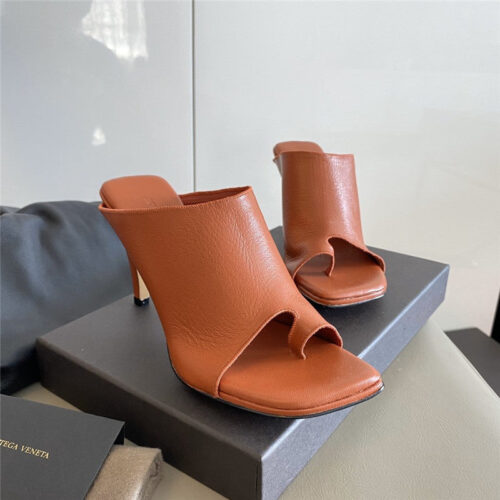 High Quality Luxury Bottega Veneta Flip Flop Mules product detail