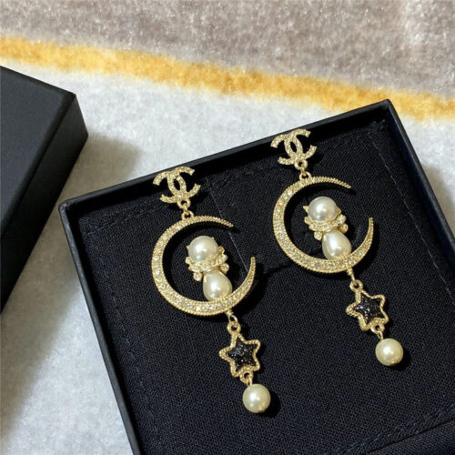 High Quality Luxury Chanel Earrings – Style 49906