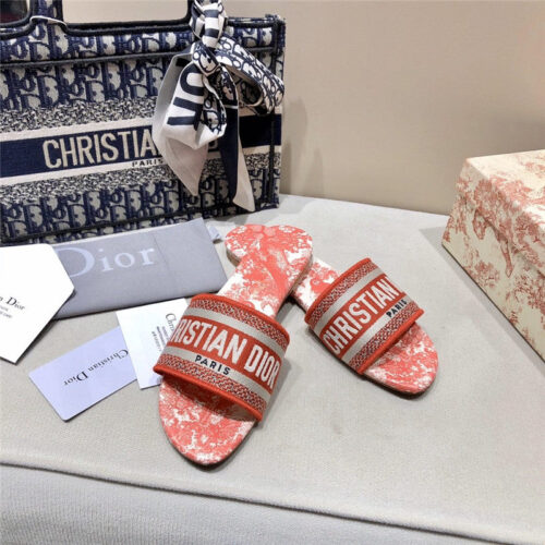 High Quality Luxury Dior Embroidered Sandals Slippers alternate view
