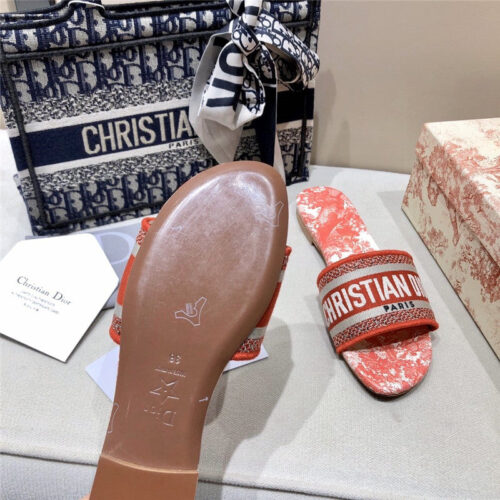 High Quality Luxury Dior Embroidered Sandals Slippers product detail