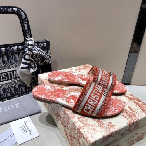 High Quality Luxury Dior Embroidered Sandals Slippers product detail
