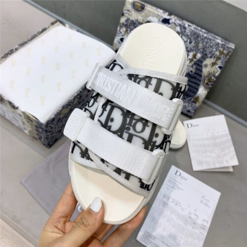 High Quality Luxury Dior Slippers White product detail