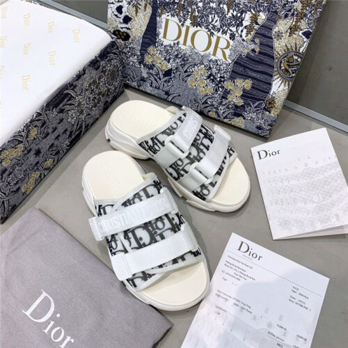 High Quality Luxury Dior Slippers White product detail