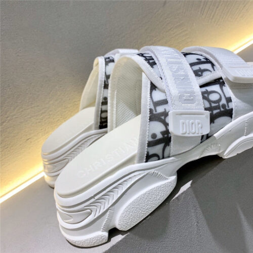 High Quality Luxury Dior Slippers White product detail