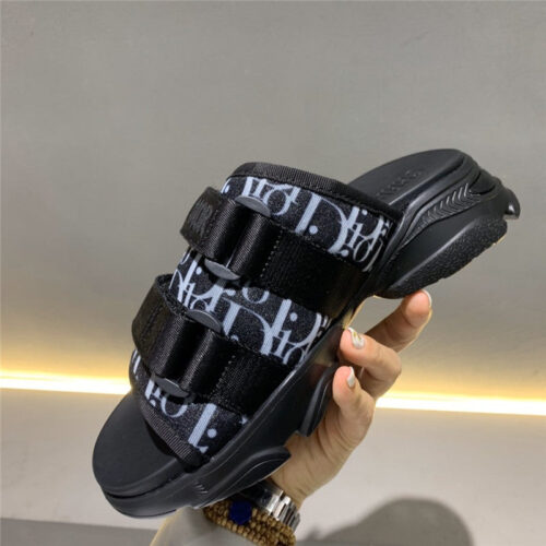 High Quality Luxury Dior Slippers product detail