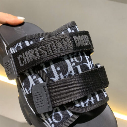 High Quality Luxury Dior Slippers product detail