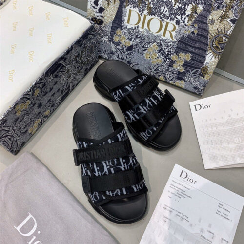 High Quality Luxury Dior Slippers alternate view