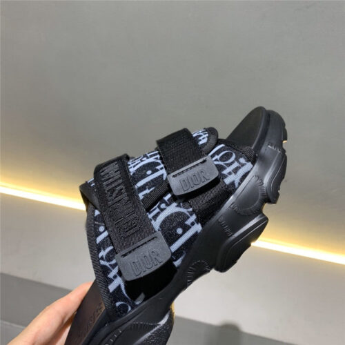 High Quality Luxury Dior Slippers product detail
