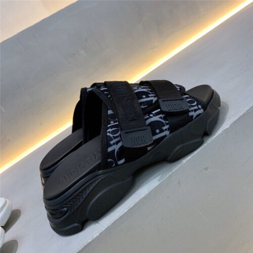High Quality Luxury Dior Slippers product detail