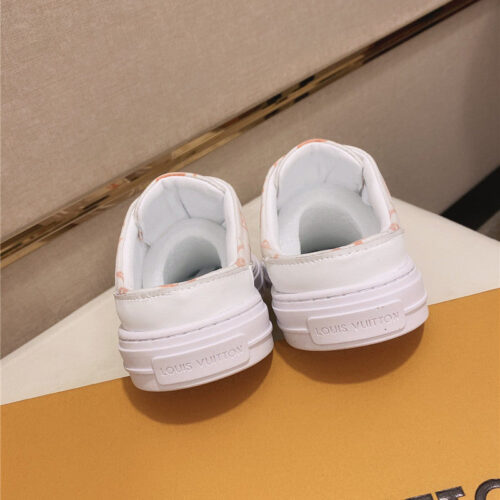 High Quality Luxury Louis Vuitton Mens Slippers – Style 29091 product detail