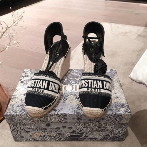 High Quality Luxury Dior Sandals – Style 17155 product detail
