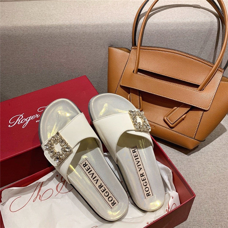 High Quality Luxury Roger Vivier Slippers product detail