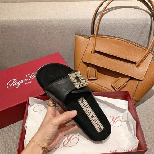 High Quality Luxury Roger Vivier Slippers Black product detail