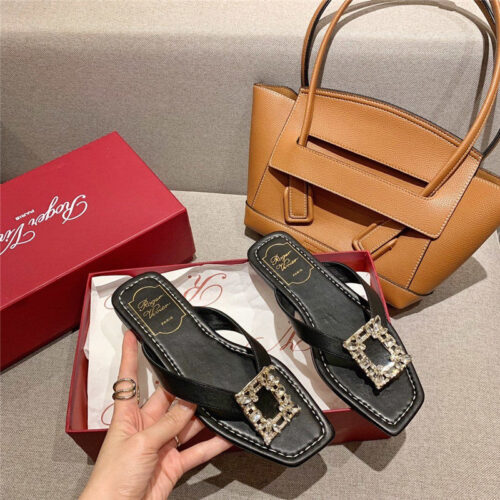 High Quality Luxury Roger Vivier Viv’ Sellier Patent Leather Sandals product detail