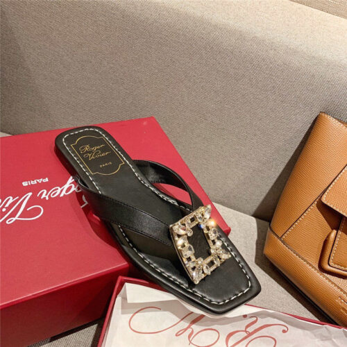 High Quality Luxury Roger Vivier Viv’ Sellier Patent Leather Sandals product detail
