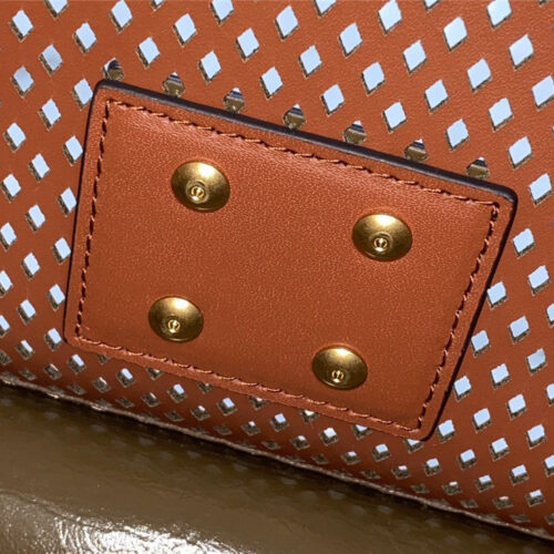 High Quality Luxury Fendi Kan U Bag product detail
