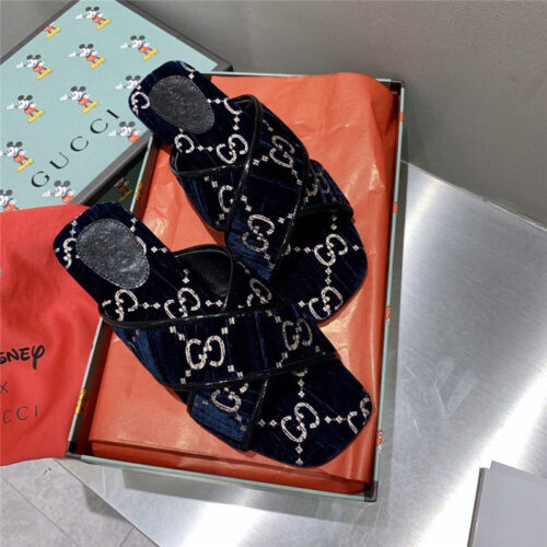 High Quality Luxury Gucci GG Slippers alternate view