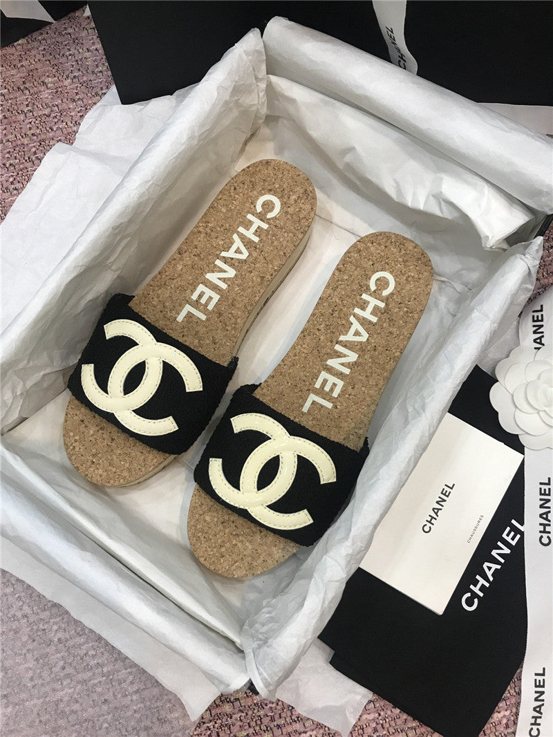 High Quality Luxury Chanel Slippers – Style 94374
