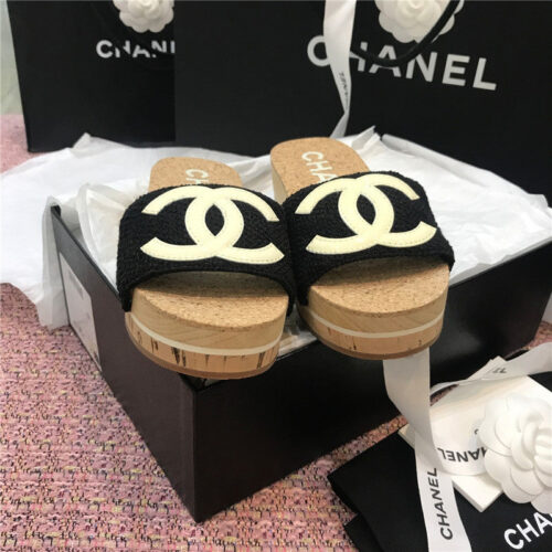 High Quality Luxury Chanel Slippers – Style 94374 product detail