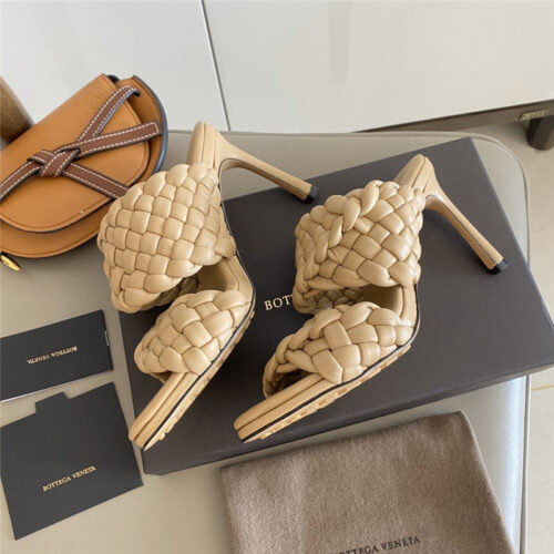 High Quality Luxury Bottega Veneta Heel Sandals – Style 94854