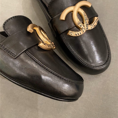 High Quality Luxury Chanel Slippers Black product detail