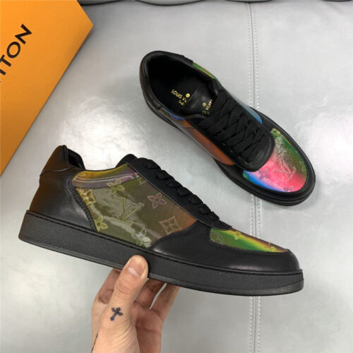 High Quality Luxury Louis Vuitton Mens Sneakers - Ref RH-19649