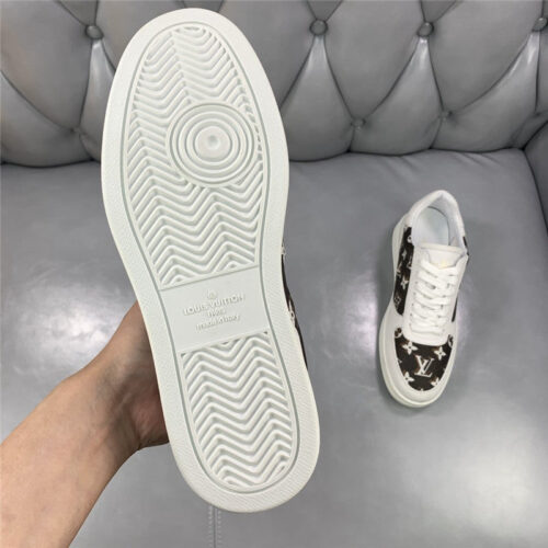 High Quality Luxury Louis Vuitton Mens Sneakers – Style 24003 product detail