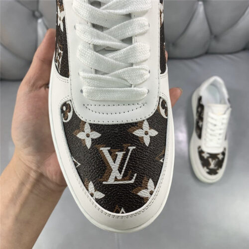 High Quality Luxury Louis Vuitton Mens Sneakers – Style 24003 product detail