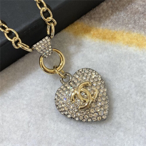 High Quality Luxury Chanel Heart Necklace – Style 50092 product detail