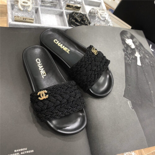High Quality Luxury Chanel Slippers alternate view