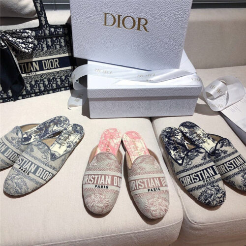 High Quality Luxury Dior Dway Slippers – Style 30723
