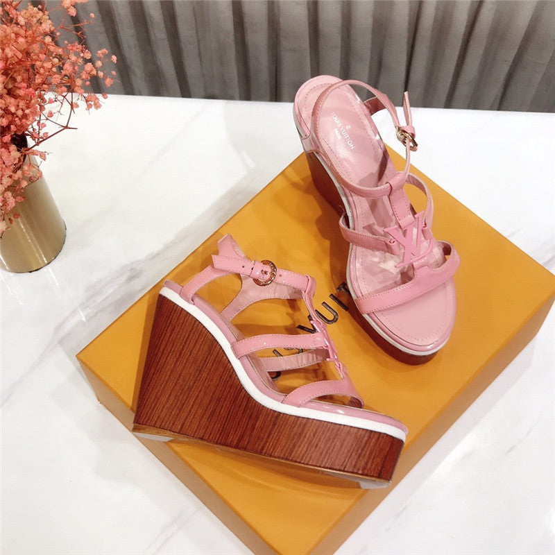 High Quality Luxury Louis Vuitton Heel Sandals – Style 82563 product detail