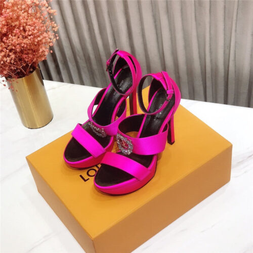 High Quality Luxury Louis Vuitton Heel Sandals – Style 74627 alternate view
