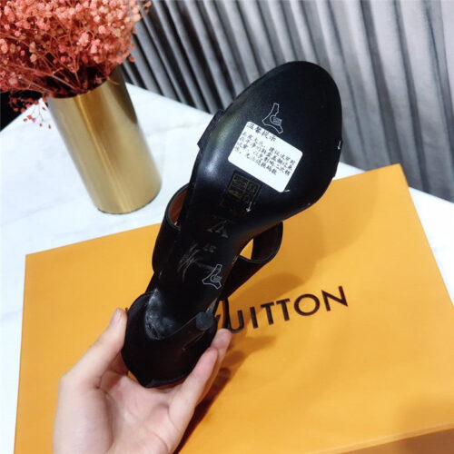 High Quality Luxury Louis Vuitton Heel Sandals – Style 31683 product detail