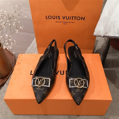 High Quality Luxury Louis Vuitton Flat Sandals – Style 45027 product detail