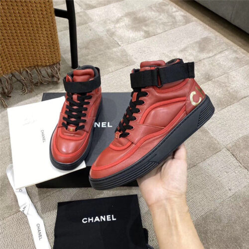 High Quality Luxury Chanel Gold Sneakers Red alternate view