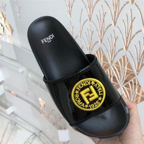 High Quality Luxury Fendi FF Logo Slippers For Women product detail
