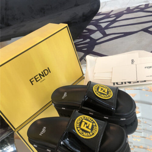 High Quality Luxury Fendi FF Logo Slippers For Women product detail