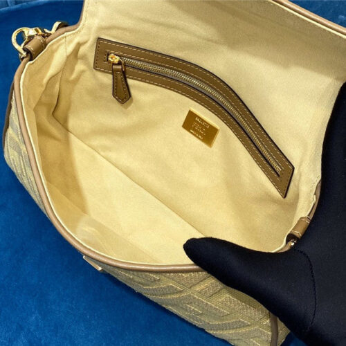 High Quality Luxury Fendi Baguette Bag – Style 32305 product detail