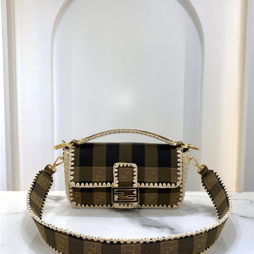 High Quality Luxury Fendi Baguette Weave Bag