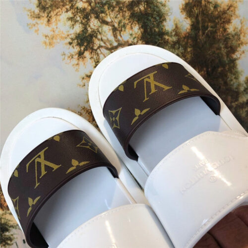 High Quality Luxury Louis Vuitton Sandals Womens – Style 55075 product detail